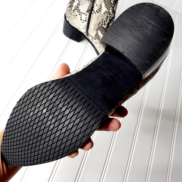 NEW Blondo Elvina Snakeskin Leather Booties C434 - Picture 11 of 14